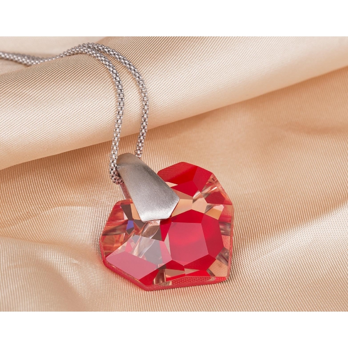 Red Valentine - Colier de argint Preciosa (Siam)