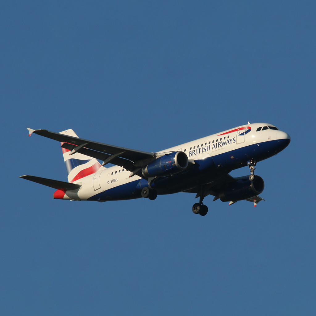 Aviationtag British Airways - Airbus A319 – G-EUOH Red